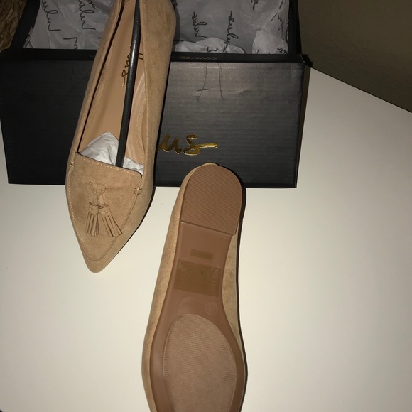 Shoes - Picture 4 of 4